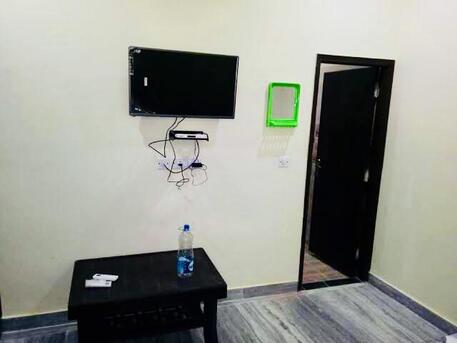 Gurgaon, Apartments/Houses, INR 4999/month,  Furnished,  4 BR,  1620 Sq. Meter,  Apnapgdekho - Boys PG In IMT Manesar Gurgaon