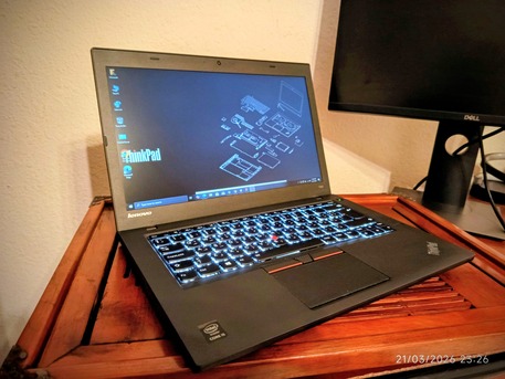 Jubail, Computers, SAR 875,  Touch Screen Lenovo ThinkPad UltraBook T440/T450 Laptop   - Storage: 500GB SSD