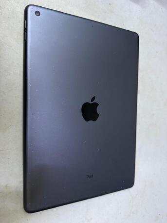 Riyadh, Mobile Phones, SAR 850,  APPLE IPAD 9 64GB 100% ORGINAL U