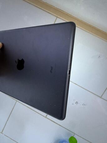 Riyadh, Mobile Phones, SAR 850,  APPLE IPAD 9 64GB 100% ORGINAL U