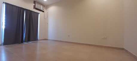 Adliya, Apartments/Houses, BHD 350/month,  Furnished,  2 BR,  90 Sq. Meter,  3 Bedroom  Semi Furnished Flat In Adliya With Ewa