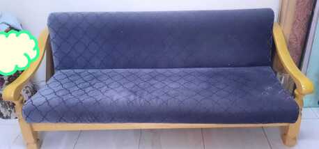 Al Aziziyah, Furniture, SAR 1000,  7 Seater Sofa + 6 Door Wardrobe