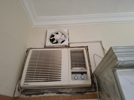 Al Thuqbah, Household Items, SAR 1800,  House Hold Items For Sale Bed Set Sofa AC Fridge