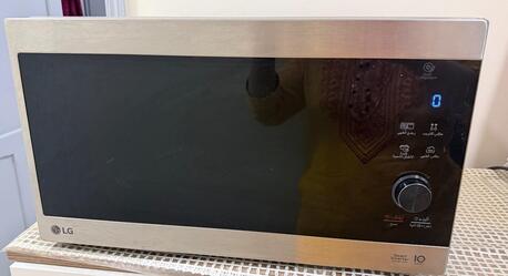 Al Khobar Al Shamalia, Appliances, SAR 500,  Urgent Sale. LG Microwave Oven 28L, Only 7 Months Old. Good Condition.