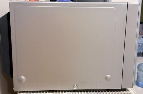 Al Khobar Al Shamalia, Appliances, SAR 500,  Urgent Sale. LG Microwave Oven 28L, Only 7 Months Old. Good Condition.