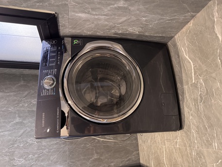 Riyadh, Appliances, SAR 3000,  Samsung Washing Machine - Washer-Dryer Combo 17/9kg