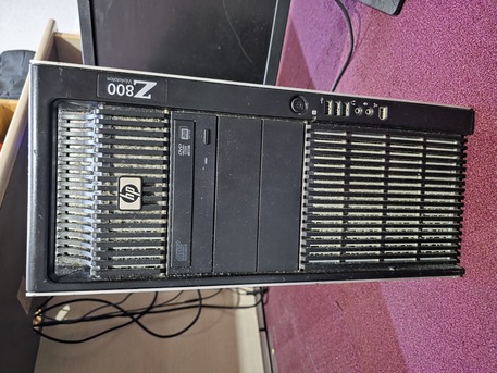 Riyadh, Computers, SAR 4000,  HP Z800 Workstation &ndash; High-Performance Setup + Monitor