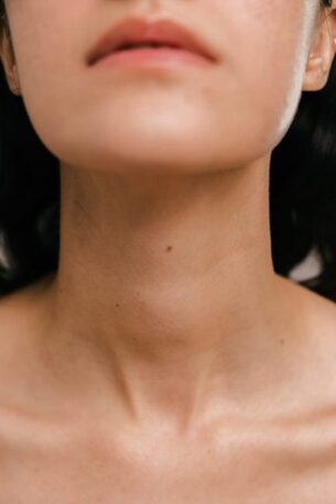 London, Health, Neck Lift Surgery For A Defined, Youthful Neckline