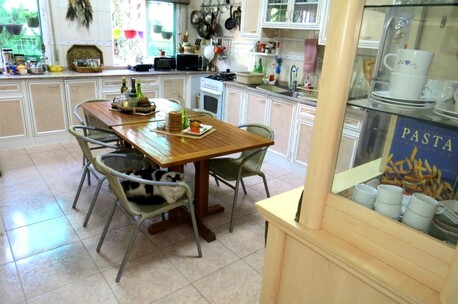 Amman, Rooms Available, JOD 220/month,  Furnished,  Spacious Arabic Style Room Available Now, All Bills Included