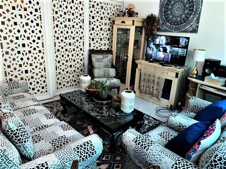 Amman, Rooms Available, JOD 220/month,  Furnished,  Spacious Arabic Style Room Available Now, All Bills Included