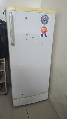 Riyadh, Household Items, SAR 400,  Fridge For Sale