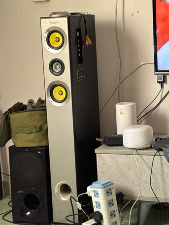 Al Malaz, Household Items, SAR 200,  Geepas Tower Speaker  Set Of 2 With Mic.