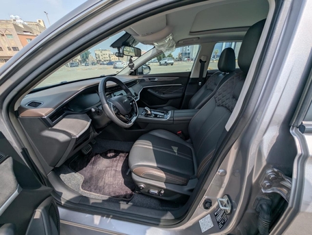 Khobar, Vehicles, Cars & Trucks , SAR 55000,  Dongfeng Aeolus Yixuan,  2024,  Automatic,  32500 KM,  Full Option, Under Warranty Till 2030