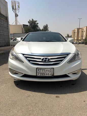 Riyadh, Vehicles, Cars & Trucks , SAR 33000,  Hyundai Sonata,  2014,  Automatic,  202600 KM,  Low Mileage Single Owner