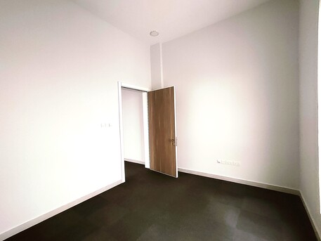 Salmabad, Apartments/Houses, BHD 200/month,  1 BR,  95 Sq. Meter,  Commercial Office Space For Rent In Salmabad Near Highway BD.200/-