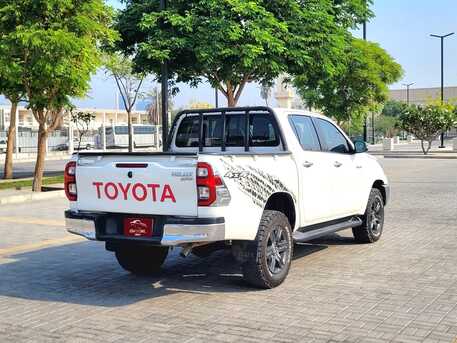 Manama, Vehicles, Cars & Trucks , BHD 9500,  Toyota Hilux,  2021,  Automatic,  84000 KM,  Single Owner Well Maintained