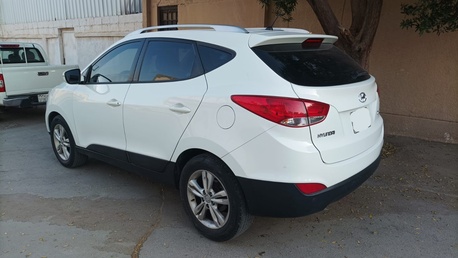 Al Malaz, Vehicles, Cars & Trucks , SAR 35000,  Hyundai Tucson,  2012,  Automatic,  245000 KM,    Well Maintained In Good Condition For Sale