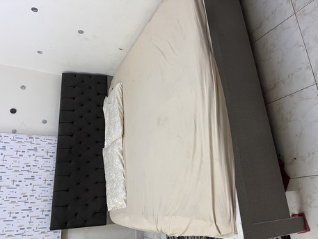 Jubail, Furniture, SAR 999,  Queen Size Bed Set With Six Door Cupboard And Dressing Table