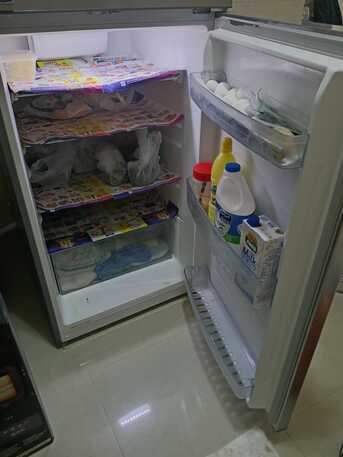 Al Thuqbah, Furniture, SAR 02600,  Selling Household Furniture And Elctronics Items In Good Condition Reasonable Price