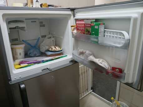 Al Thuqbah, Furniture, SAR 02600,  Selling Household Furniture And Elctronics Items In Good Condition Reasonable Price