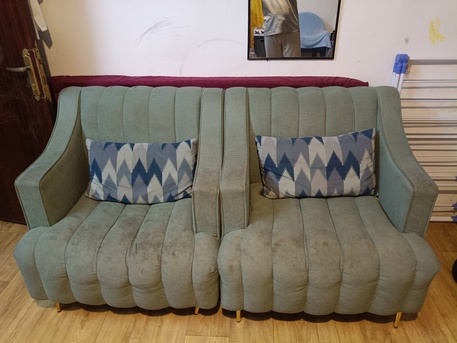 Al Malaz, Furniture, I Want To Sell (a) 7-Seater Sofa (b) 1 Burner (c) One Almirah (d) One Seater Sofa