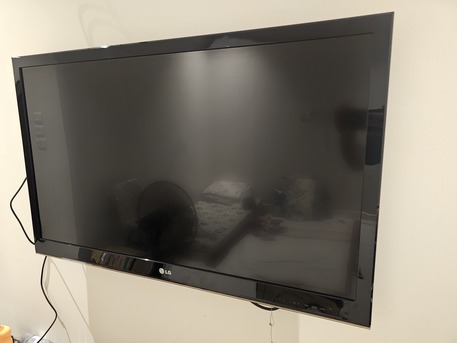 Jeddah, Electronics, SAR 450,  42" LG LCD TV
