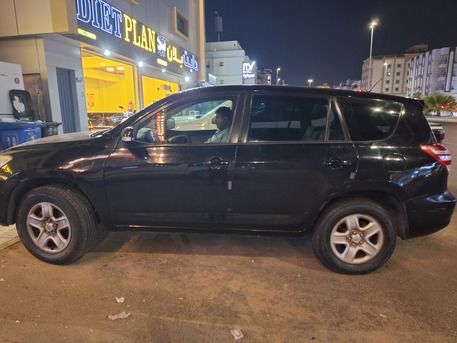 Jeddah, Vehicles, Cars & Trucks , SAR 20000,  Toyota RAV4,  2010,  Automatic,  200000 KM,  Vhical Sales