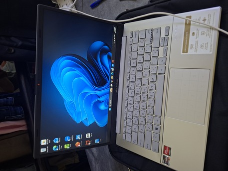 Manfouha, Computers, SAR 1500,  Asus Vivobook Rygen 5 Go 14/15