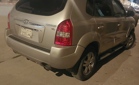 Riyadh, Vehicles, Cars & Trucks , SAR 19000,  Hyundai Tucson,  2006,  Automatic,  221000 KM,  URGENT CLEAN