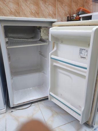 Dammam, Appliances, SAR 250,  Small Hitachi Fridge (85 L) & Nikai Smart LED TV (32 Inch)
