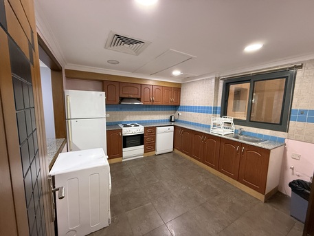 Juffair, Rooms Available, BHD 420/month,  Furnished,  250 Sq. Meter,  Luxury  2BHK Deluxe Room For Monthly & Daily In Juffair