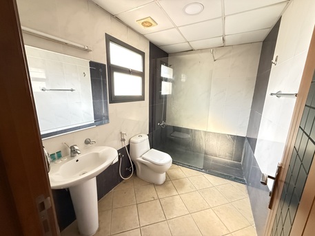 Juffair, Rooms Available, BHD 420/month,  Furnished,  250 Sq. Meter,  Luxury  2BHK Deluxe Room For Monthly & Daily In Juffair