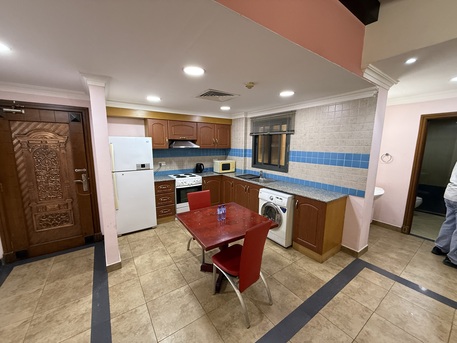 Juffair, Rooms Available, BHD 300/month,  Furnished,  150 Sq. Meter,  Luxury Single Room In Juffair For Monthly & Daily (Negotiable)