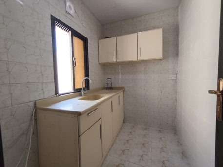 Zinj, Apartments/Houses, BHD 140/year,  1 BR,  Zinj:- Studio Flat On Rent With Unlimited Ewa