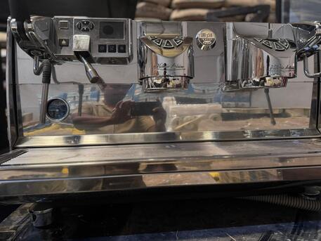 Riyadh, Machinery, SAR 160000012000,  XT And Victoria Adruino Espresso Machine Used For Sale