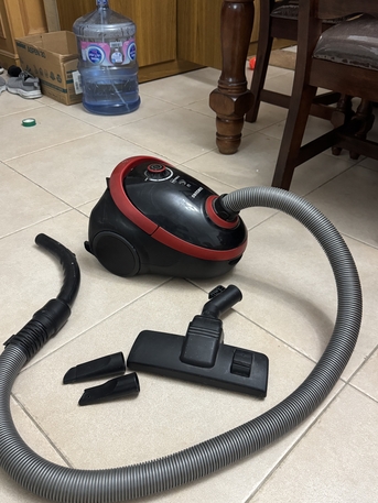 Manama, Appliances, BHD 25,  Samsung Rarely Used Vaccum Cleaner For Sale - Mint Condition BD 25 Only
