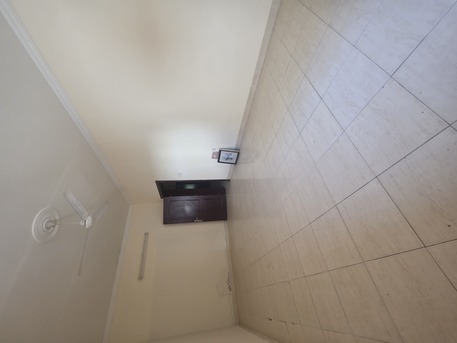 Jid Ali, Apartments/Houses, BHD 150/month,  2 BR,  #2BATHROOM Hall Kitchen Without Electricity Car Parking