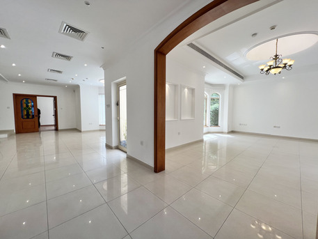 Saar, Villas, BHD 1100,  Furnished,  500 Sq. Meter,  4BR Private Villa With Pool | Maid & Driver Room