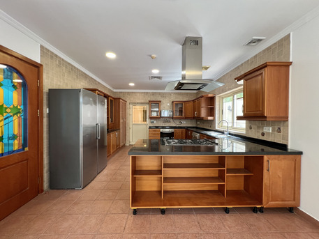 Saar, Villas, BHD 1100,  Furnished,  500 Sq. Meter,  4BR Private Villa With Pool | Maid & Driver Room