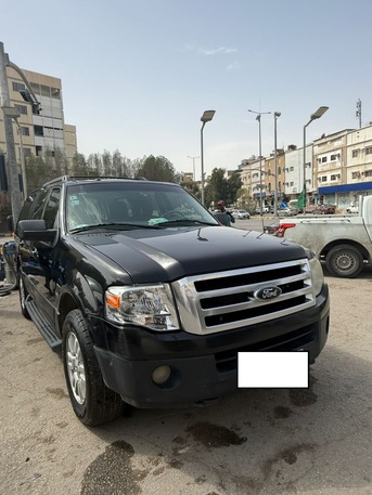 Al Wizarat, Vehicles, Cars & Trucks , SAR 50000,  Ford Expedition,  2014,  Automatic,  200000 KM,    &ndash; V8 &ndash; Very Good Condition