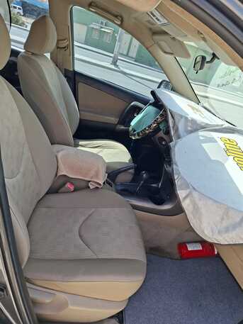 East Riffa, Vehicles, Cars & Trucks , BHD 3200,  Toyota RAV4,  2012,  Automatic,  220000 KM,    For Sale 36596898