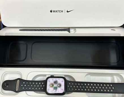 Al Yasmin, Mobile Phones, SAR 550,  Apple Watch Series 05 - Clean Good Condition