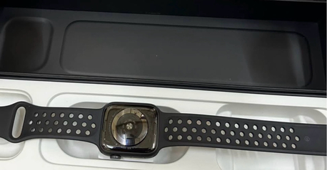 Al Yasmin, Mobile Phones, SAR 550,  Apple Watch Series 05 - Clean Good Condition