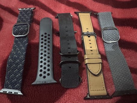 Al Yasmin, Mobile Phones, SAR 550,  Apple Watch Series 05 - Clean Good Condition