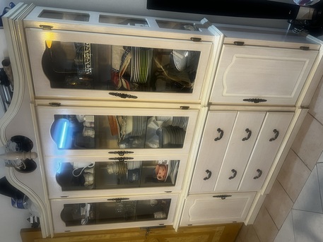 Al Nuzha, Furniture, SAR 1700,  8 Chairs Dining Table And Cabinet