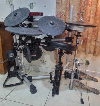 Akrabia, Musical Instruments, SAR 1500,  Yamaha Electric Drums