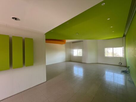 Zinj, Offices, BHD 800,  280 Sq. Meter,  Office For Rent | Large Space | Bright And Spacious | Easy Highway Access | Zinj