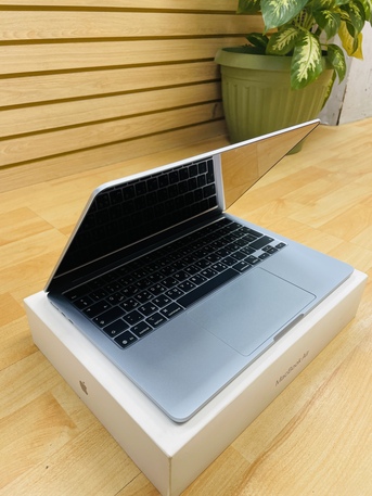 Olaya, Computers, SAR 4299,  MacBook Air M4 (under Warranty) 13" 2025 16/512 B.C 5(100%)