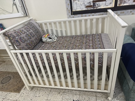 Jeddah, Baby & Kid Stuff, SAR 450,  Baby Crib With Storage Drawer