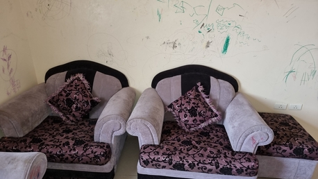 Jeddah, Furniture, SAR 300,  7 Seater Sofa